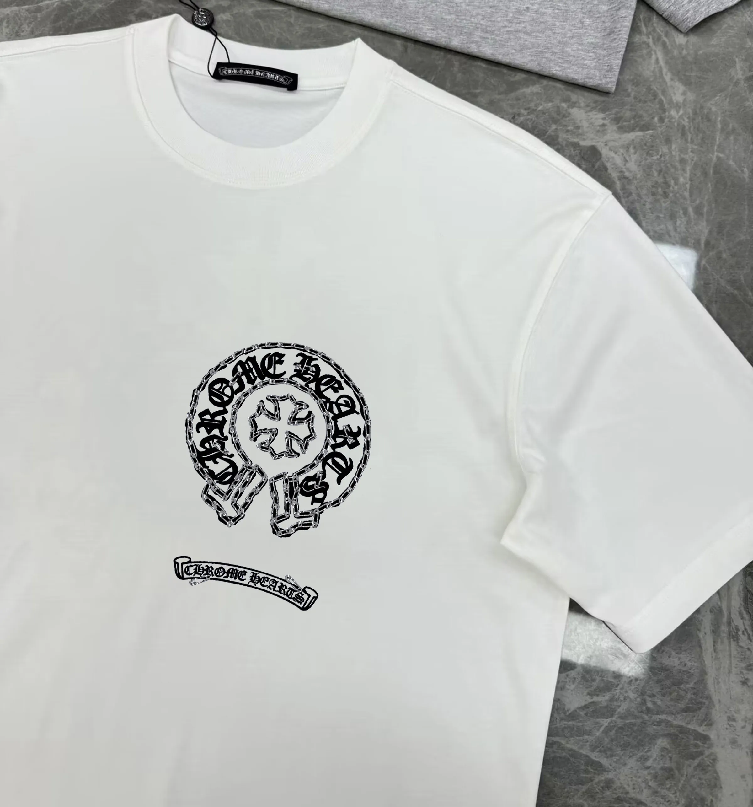 CH* *2025 New Arrival Classic g T Same Style ：Black White Red Size： S （90-130 ） M （120-150 ） L （140-165 ） XL （160-180 ） XXL （180 ）